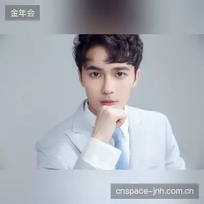 上官英